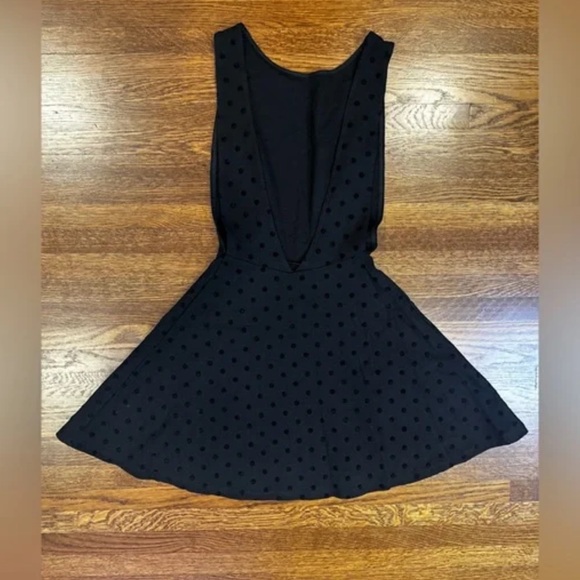 American Apparel backless mini polka dot dress in black. - Picture 2 of 4